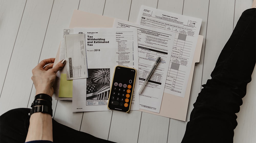 What Is The Bookkeepers vs Accountant Difference?